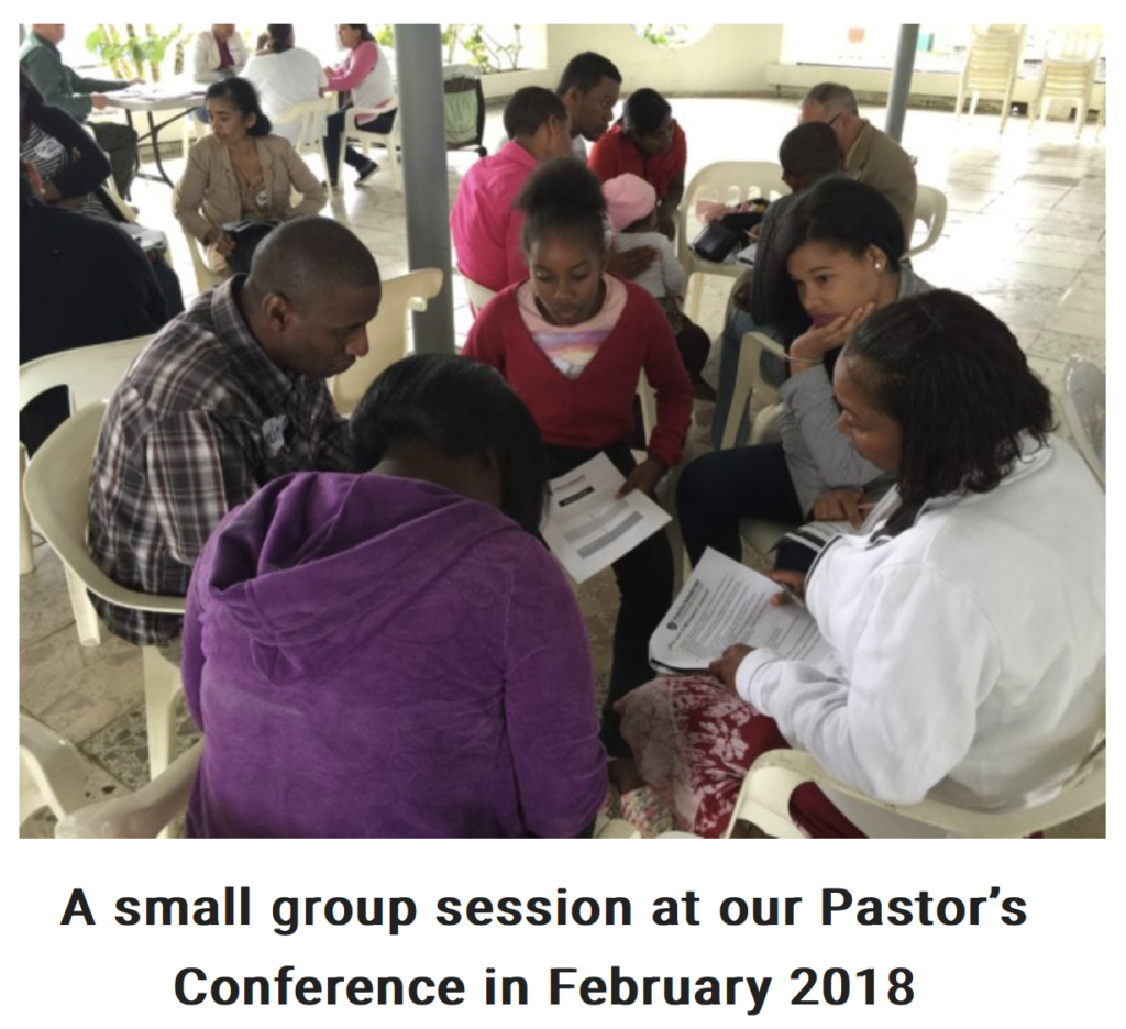 photo of a small group at the FPI Pastor's Conference